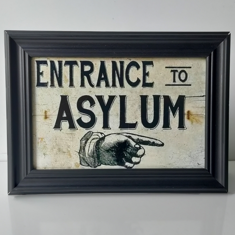 Insane Asylum Halloween Gothic Dark Memento Oddy Funny Sign Homd Deco Decor - Picture 4 of 4